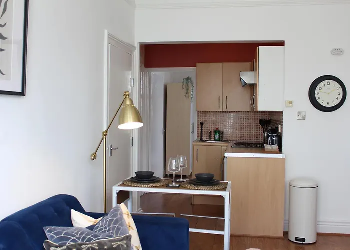 Flat 5, Westhill