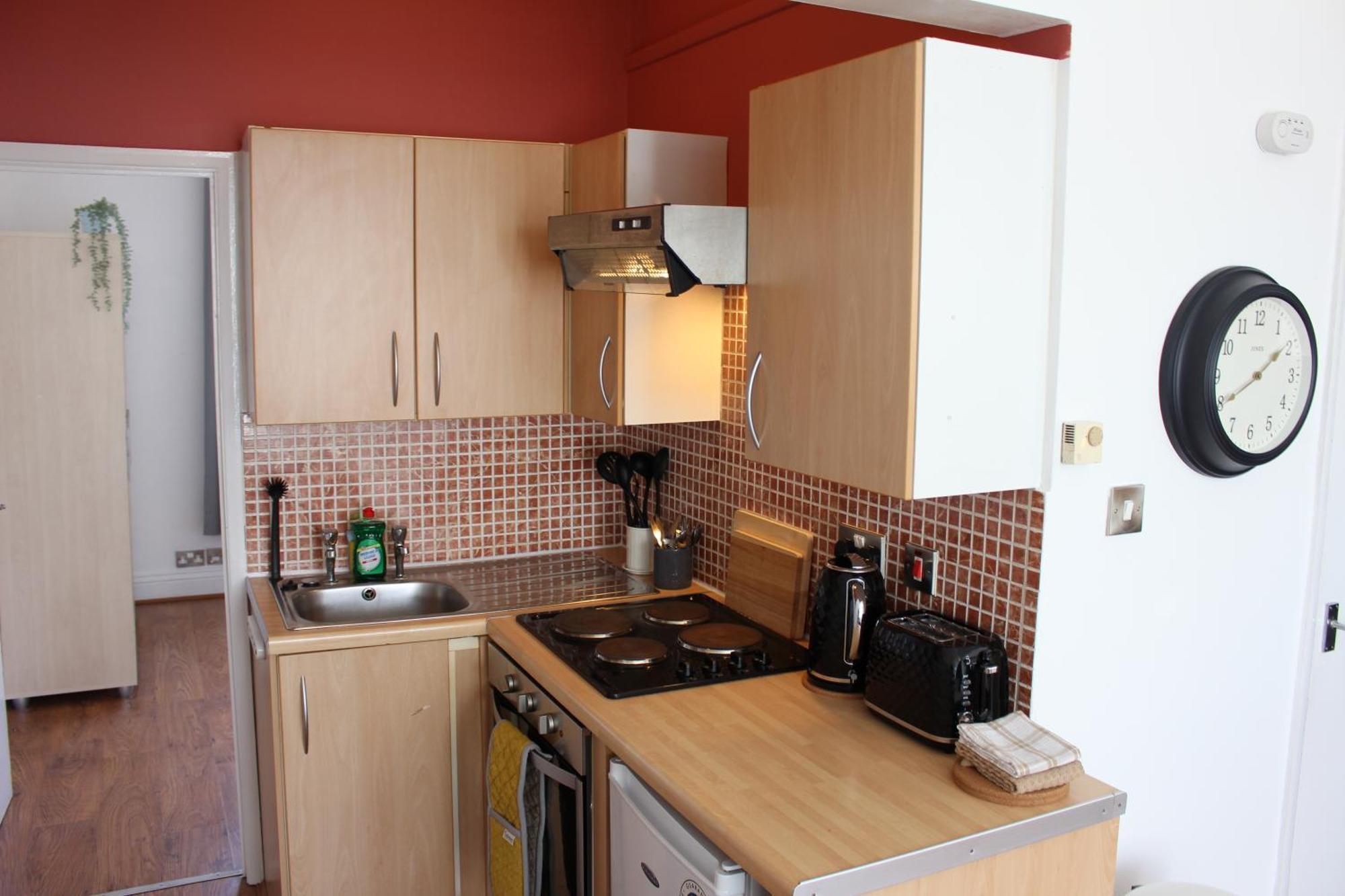 Flat 5, Westhill Apartment *